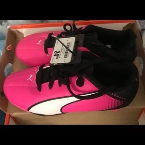 Girls Puma cleats